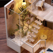 Load image into Gallery viewer, DIY Miniature Lianne's Loft