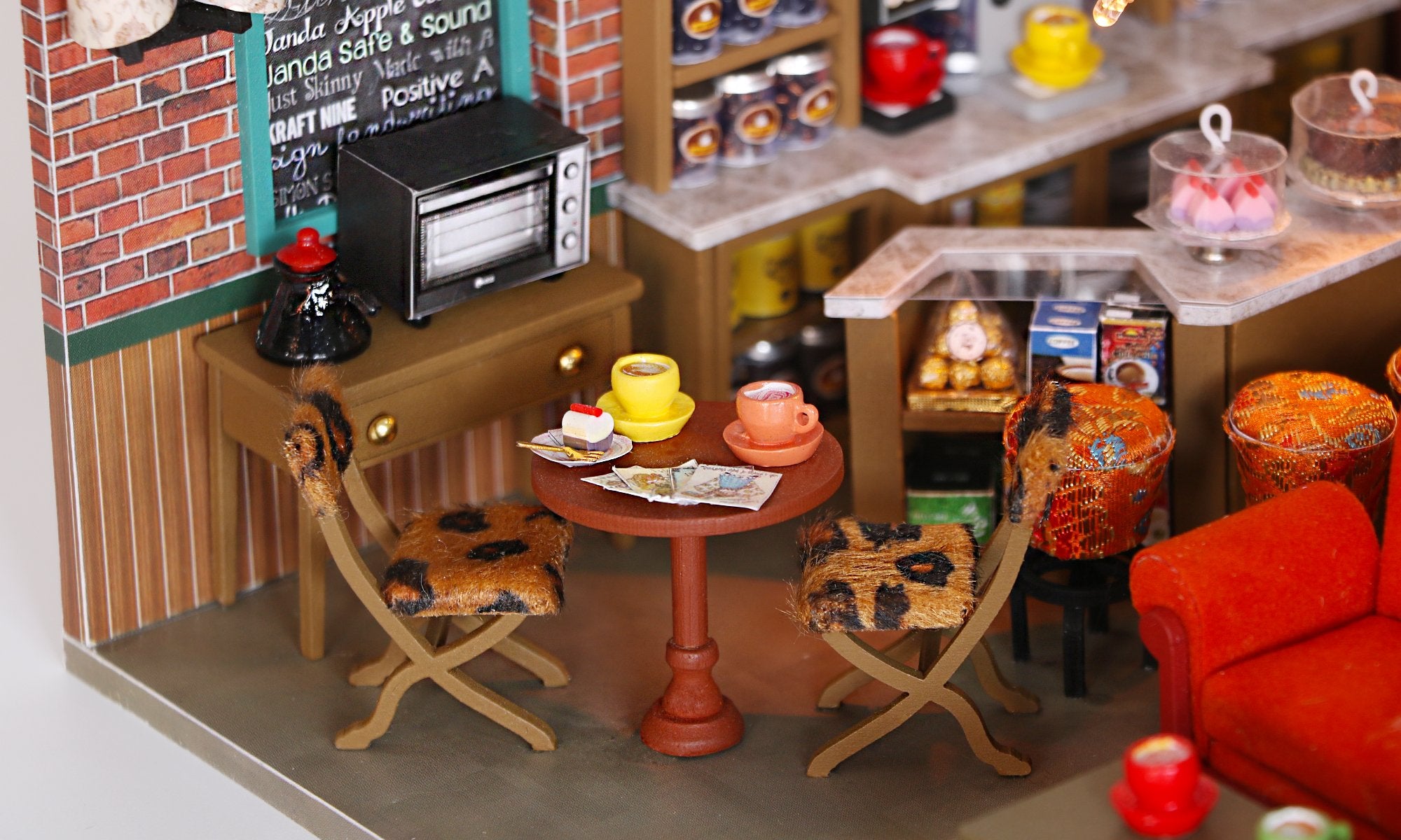 Lil' Haven DIY Miniature Central Perk